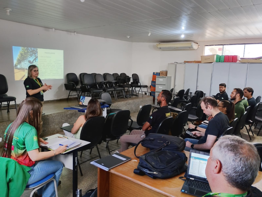 Servidores de Rolim de Moura participam de capacitação técnica para fortalecer fiscalização ambiental