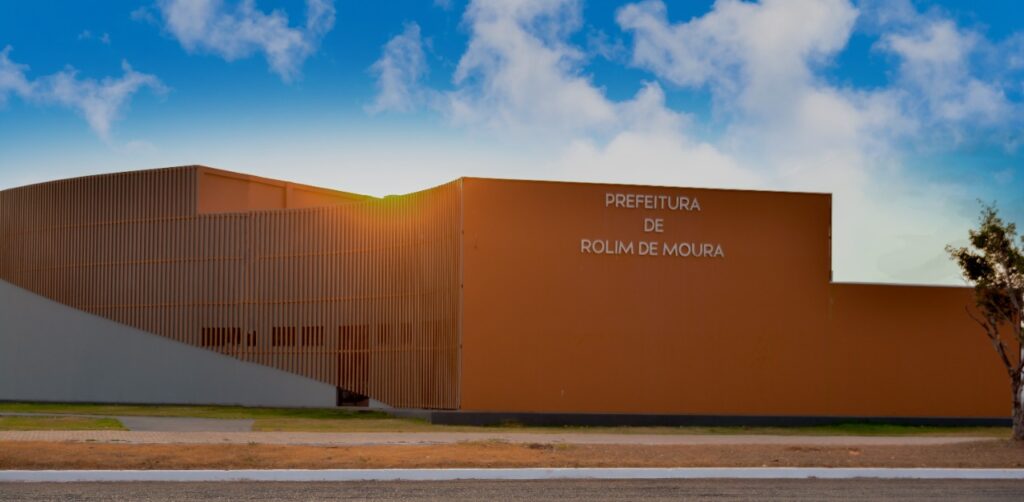 TCE-RO cobra adequações da Prefeitura de Rolim de Moura e dá 30 dias para novo plano de fortalecimento da administração tributária