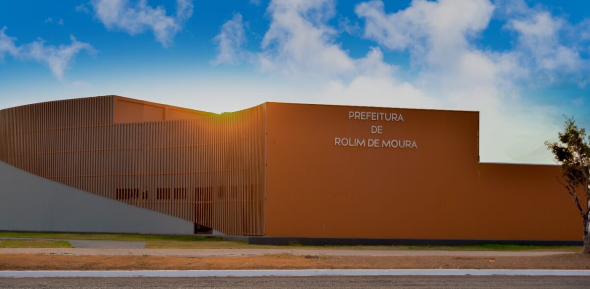 TCE-RO cobra adequações da Prefeitura de Rolim de Moura e dá 30 dias para novo plano de fortalecimento da administração tributária