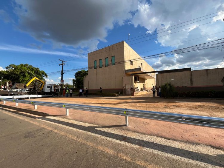 Concessionária fecha acesso à empresa de café às margens da BR-364 em Jaru RO e gera revolta em empresário