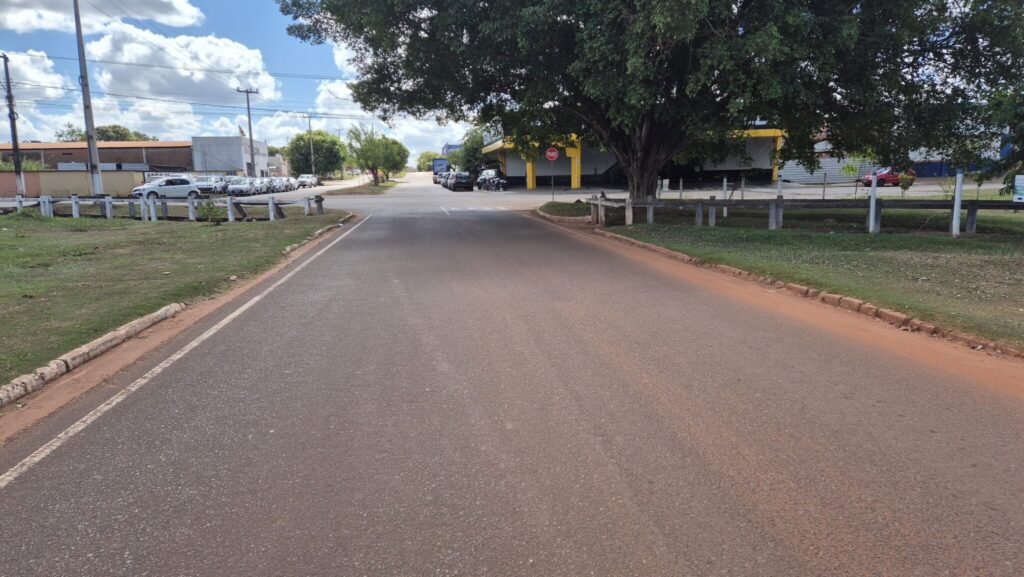 Para ampliar a mobilidade em Rolim de Moura-RO Rua Jamari passa a ter sentido duplo
