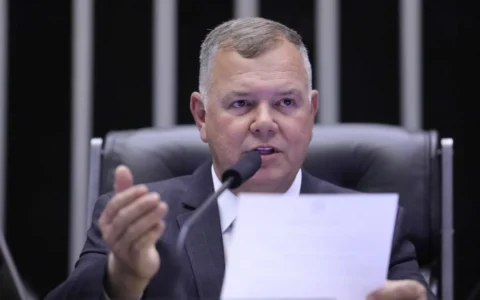 Câmara aprova urgência para projeto que suspende penalidades ambientais a pequenos produtores por até dois anos