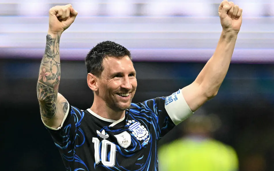Messi alcança terceira final de Copa do Mundo e iguala marcas de lendas do futebol