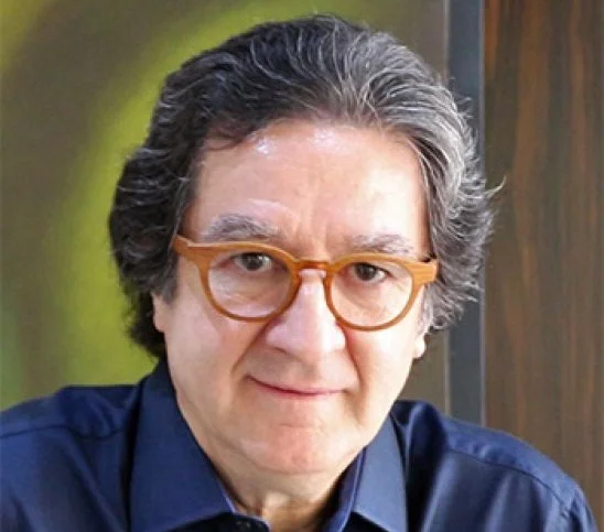 Candidato pode desafiar a democracia?