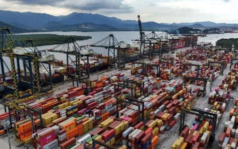 EUA confirmam tarifa adicional de 25% sobre produtos brasileiros a partir de 22 de julho