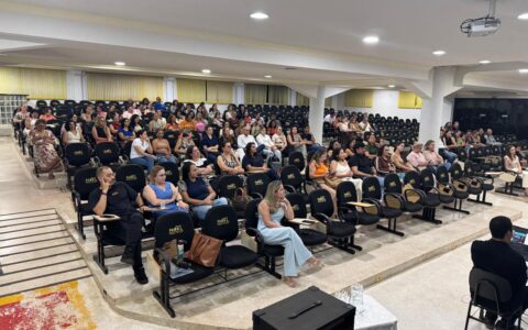 Rolim de Moura fortalece atuação dos Conselhos Escolares com encontro promovido pela SEMED