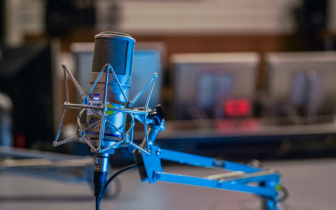 Ministério das Comunicações autoriza retransmissão de sinal de rádio para mais 10 municípios de RO e MT.