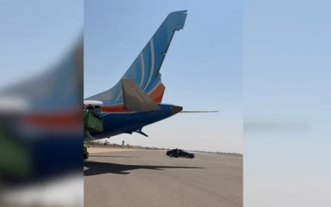 Israel afirma que piloto tentou sequestrar voo da flydubai para Tel Aviv, que foi desviado e pousou na Arábia Saudita.