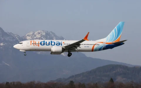 Piloto é acusado de tentar sequestrar voo da flydubai com destino a Tel Aviv; avião pousa na Arábia Saudita