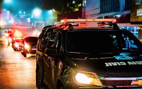 Polícia Civil faz operação contra suspeitos de coordenar crimes de dentro da prisão em RO