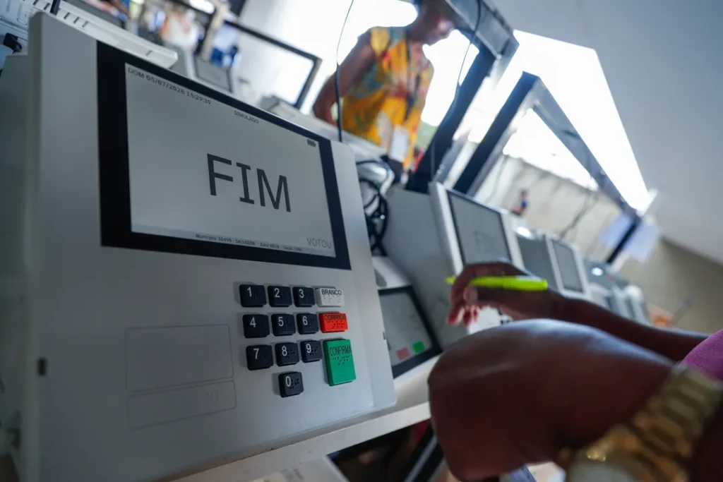Prazo para substituir candidatos termina e eleições entram em reta final